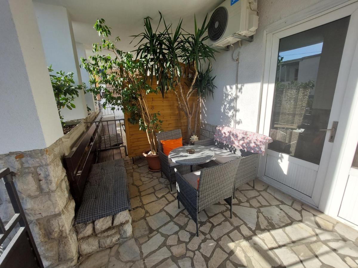 Loredana Apartments Цриквеница Экстерьер фото