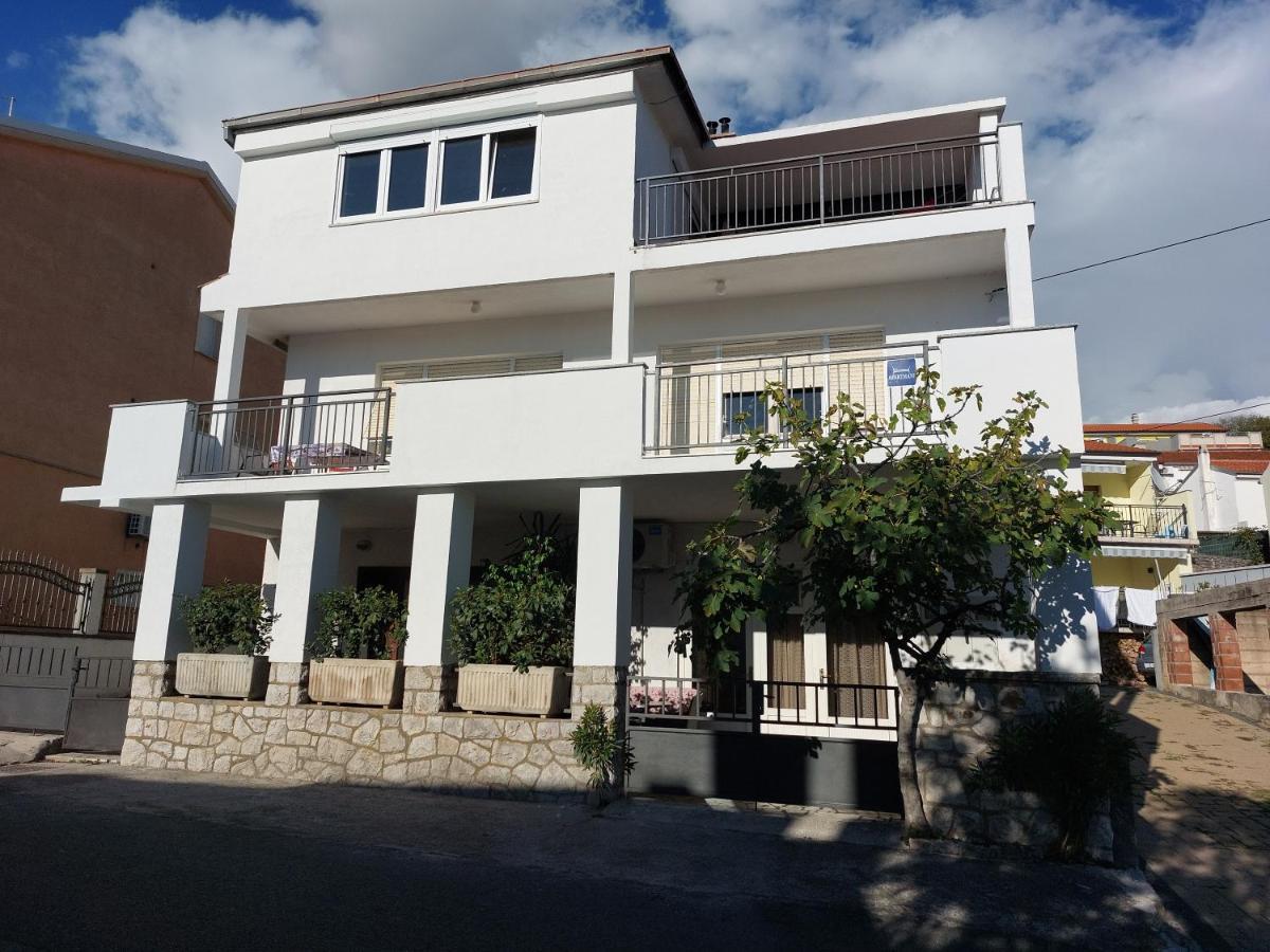 Loredana Apartments Цриквеница Экстерьер фото